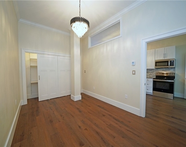 184 Apt. 207 N Main Street - Photo Thumbnail 5