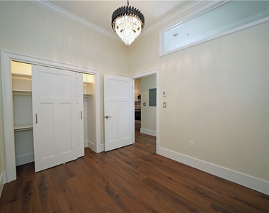 184 Apt. 207 N Main Street - Photo Thumbnail 8