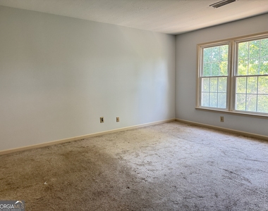 153 Holcomb Ferry Road - Photo Thumbnail 3