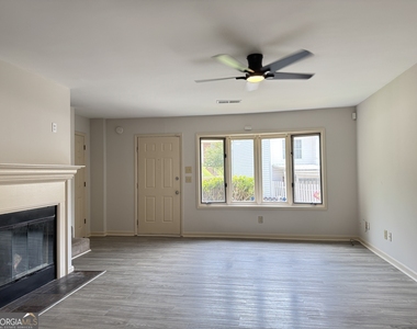153 Holcomb Ferry Road - Photo Thumbnail 9