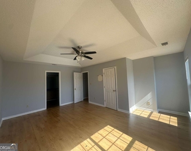 471 Eagles Crossing Circle - Photo Thumbnail 12