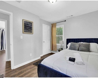 3162 Oakdale Road - Photo Thumbnail 25