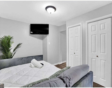 3162 Oakdale Road - Photo Thumbnail 19