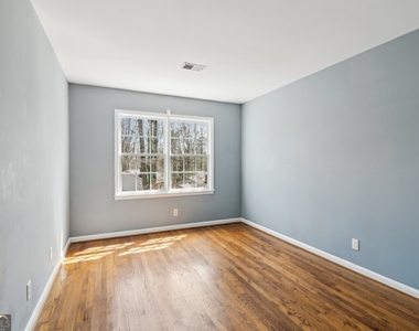 355 Westerhall Court - Photo Thumbnail 25