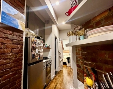57 Thompson Street - Photo Thumbnail 5