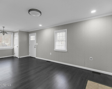 717 Harmony Road - Photo Thumbnail 10