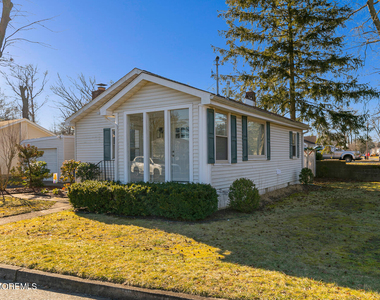717 Harmony Road - Photo Thumbnail 2