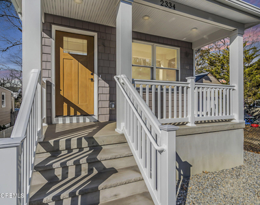 2334 Adams Avenue - Photo Thumbnail 2