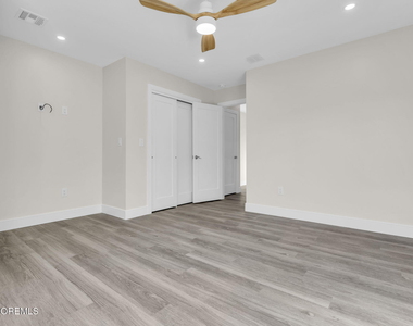 2334 Adams Avenue - Photo Thumbnail 17