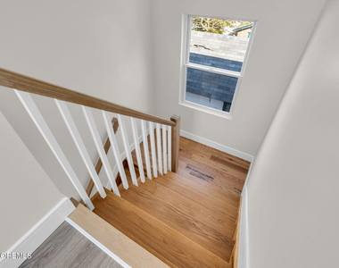 2334 Adams Avenue - Photo Thumbnail 13