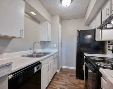3300 Edgewood Drive - Photo Thumbnail 1