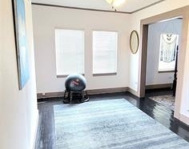 1403 S Donnybrook Avenue - Photo Thumbnail 11