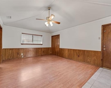 6943 Mill Falls Drive - Photo Thumbnail 15