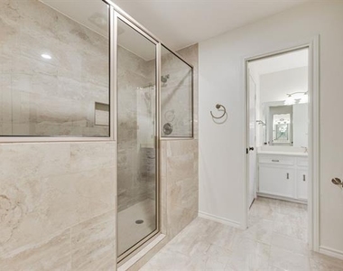 6943 Mill Falls Drive - Photo Thumbnail 11
