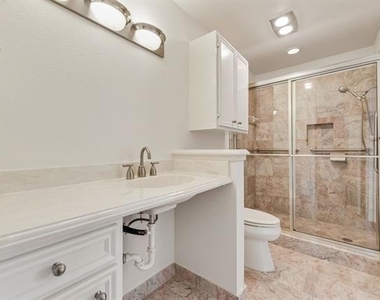 6943 Mill Falls Drive - Photo Thumbnail 10