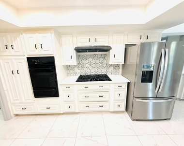 4126 Kazak Street - Photo Thumbnail 20