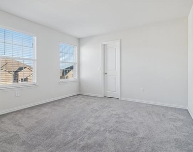 235 Hadley Lane - Photo Thumbnail 17