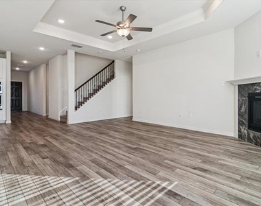 235 Hadley Lane - Photo Thumbnail 3