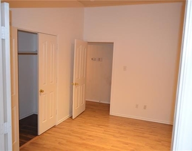 4725 Bristol Trace Trail - Photo Thumbnail 6
