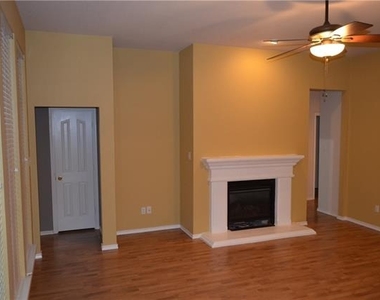 4725 Bristol Trace Trail - Photo Thumbnail 12