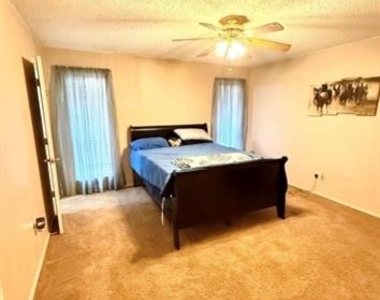 124 Juanita Avenue - Photo Thumbnail 6