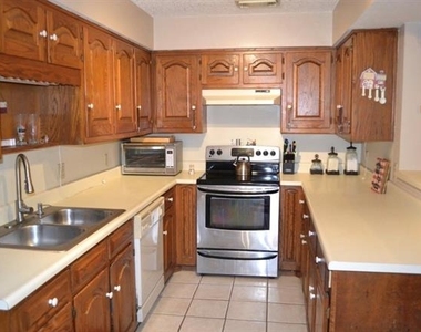 124 Juanita Avenue - Photo Thumbnail 5