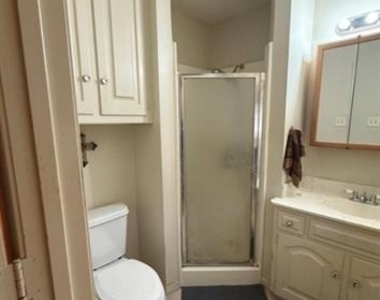 124 Juanita Avenue - Photo Thumbnail 7