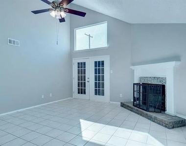 1400 Paintbrush Street - Photo Thumbnail 1