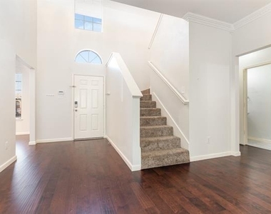 3611 Valley Forge Drive - Photo Thumbnail 2