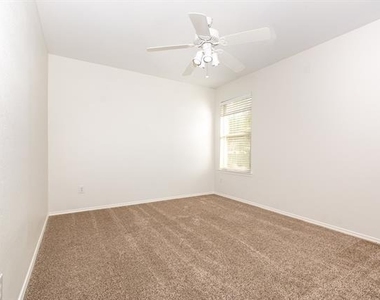 3611 Valley Forge Drive - Photo Thumbnail 16