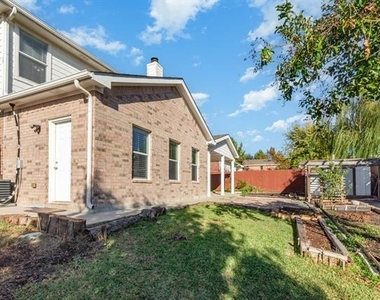 3611 Valley Forge Drive - Photo Thumbnail 20