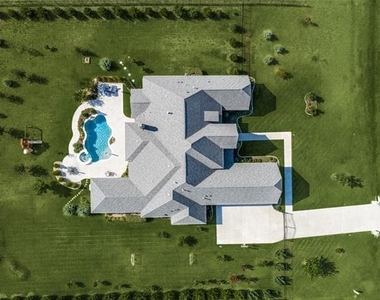5200 Norwick Drive - Photo Thumbnail 12
