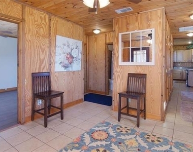 504 Doe Lane - Photo Thumbnail 14
