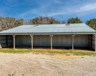 504 Doe Lane - Photo Thumbnail 3