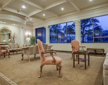 6335 W Northwest Highway - Photo Thumbnail 10