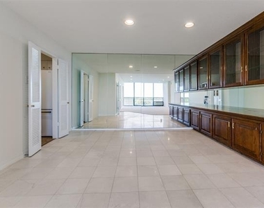 6335 W Northwest Highway - Photo Thumbnail 5
