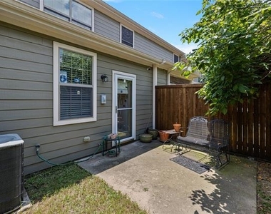 7913 Hannah Street - Photo Thumbnail 22