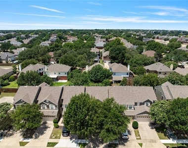 7913 Hannah Street - Photo Thumbnail 23