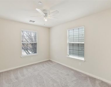 7913 Hannah Street - Photo Thumbnail 18
