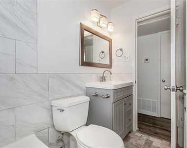 5722 Gaston Avenue - Photo Thumbnail 17