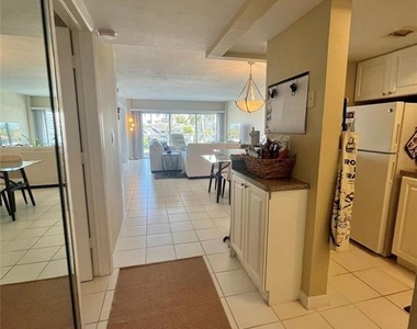 140 Ne 28th Avenue - Photo Thumbnail 4