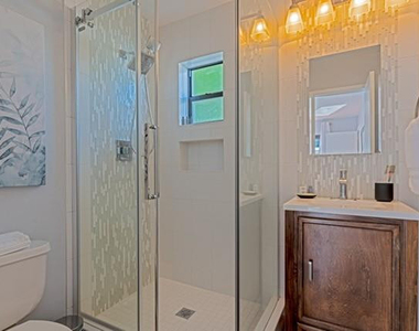 1311 Sw 56th Avenue - Photo Thumbnail 11