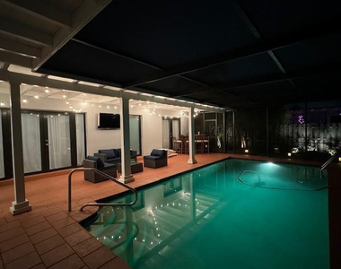 1311 Sw 56th Avenue - Photo Thumbnail 26
