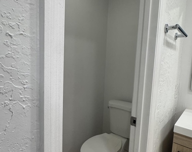 802 Saint Andrews Road - Photo Thumbnail 34