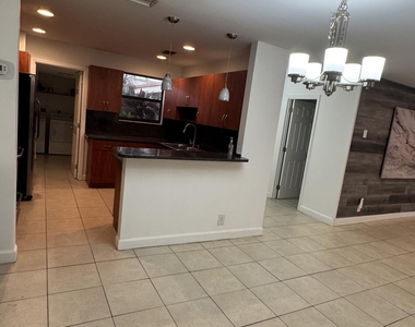 802 Saint Andrews Road - Photo Thumbnail 21