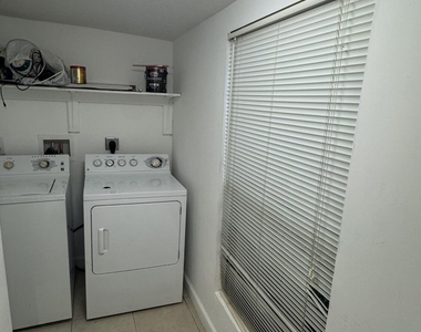 802 Saint Andrews Road - Photo Thumbnail 25
