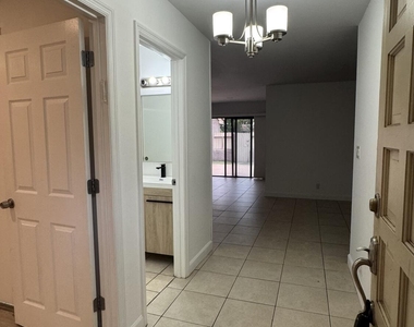 802 Saint Andrews Road - Photo Thumbnail 7