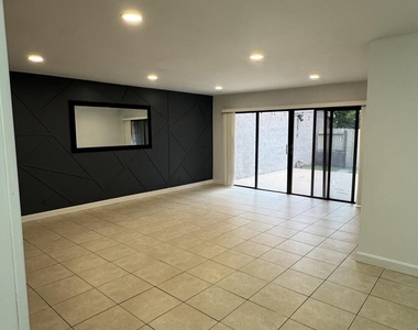 802 Saint Andrews Road - Photo Thumbnail 15