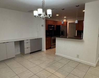 802 Saint Andrews Road - Photo Thumbnail 17