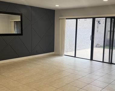 802 Saint Andrews Road - Photo Thumbnail 11